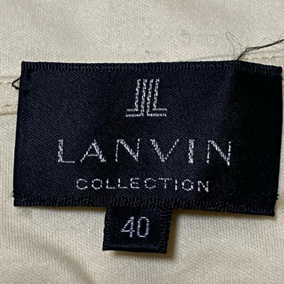 LANVIN COLLECTION(ランバンコレクション)のLANVIN COLLECTION(ランバンコレクション) ノースリーブカットソー サイズ40 M レディース - アイボリー クルーネック/フリル レディースのトップス(カットソー(半袖/袖なし))の商品写真