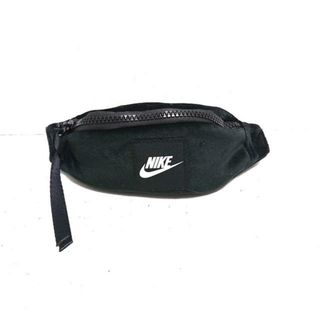 ナイキ(NIKE)のNIKE(ナイキ) ウエストポーチ美品  - 黒 ミニバッグ ポリエステル(ボディバッグ/ウエストポーチ)