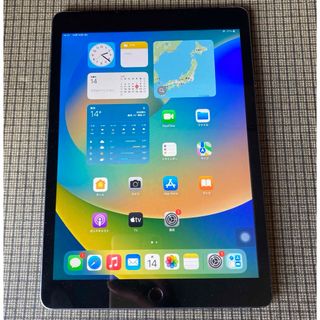 アイパッド(iPad)のiPad7世代  32GB wifi＋cellular(タブレット)