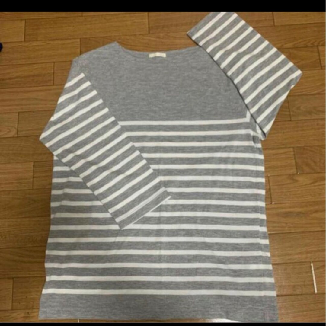 GU(ジーユー)のボーダーカットソー　美品 メンズのトップス(Tシャツ/カットソー(七分/長袖))の商品写真