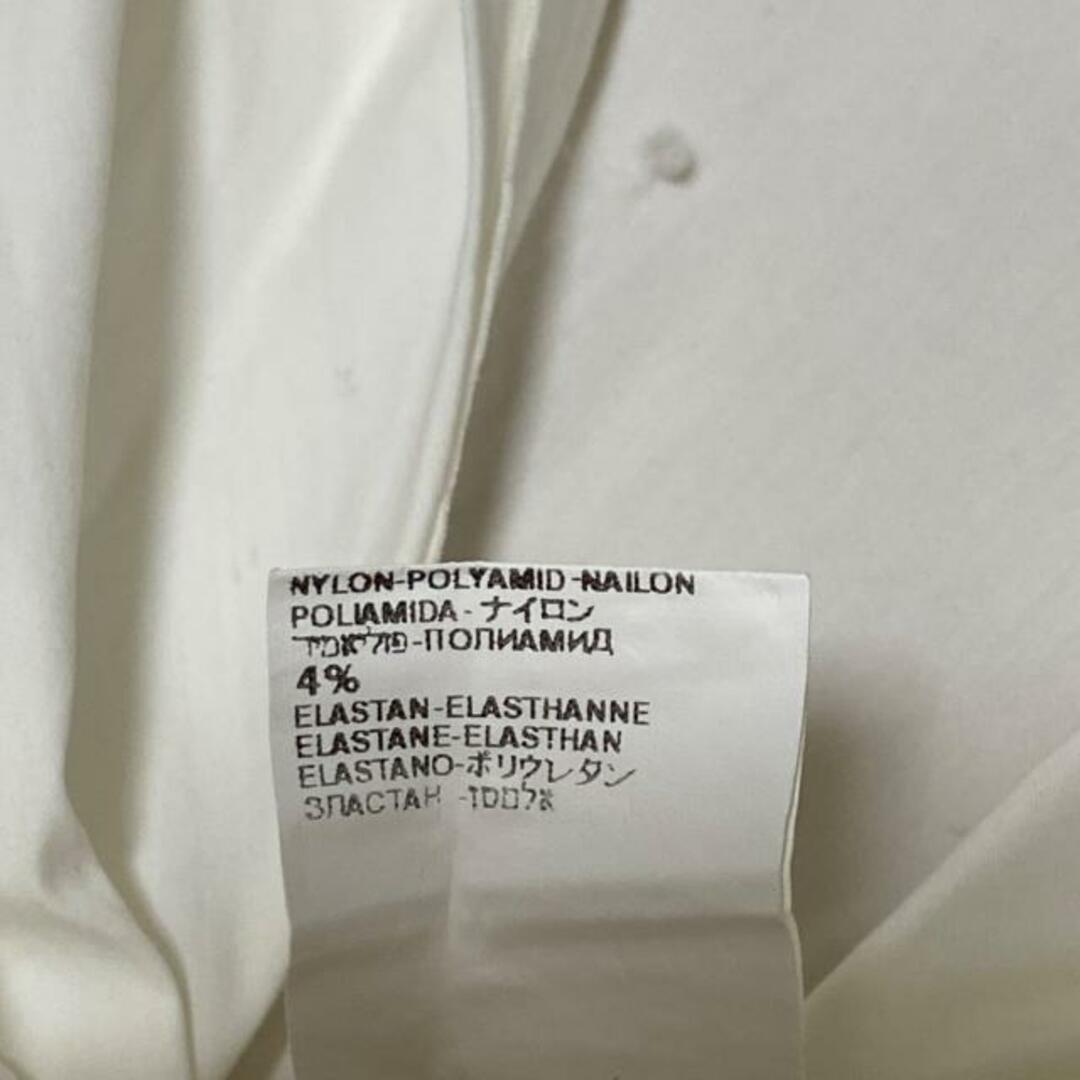 VALENTINO(ヴァレンティノ)のVALENTINO(バレンチノ) 半袖カットソー サイズ8 M レディース - 白 Vネック レディースのトップス(カットソー(半袖/袖なし))の商品写真