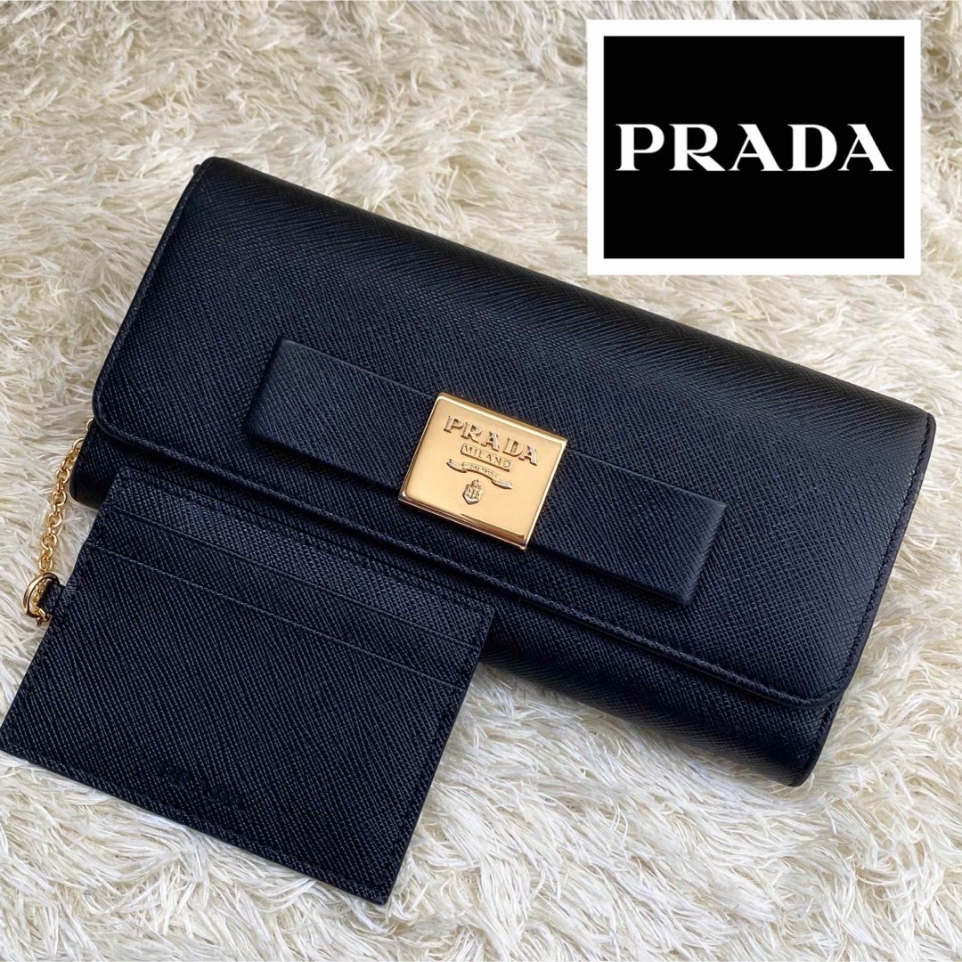 PRADA(プラダ)の美品✨PRADA プラダ サフィアーノ ゴールドプレート パスケース付き 財布 レディースのファッション小物(財布)の商品写真