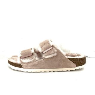 ビルケンシュトック(BIRKENSTOCK)のBIRKEN STOCK(ビルケンシュトック) サンダル 24.5 レディース - ピンク ムートン(サンダル)