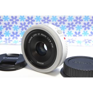 キヤノン(Canon)の極美品★Canon EF 40mm E2.8 STM ホワイト★単焦点レンズ★(レンズ(単焦点))