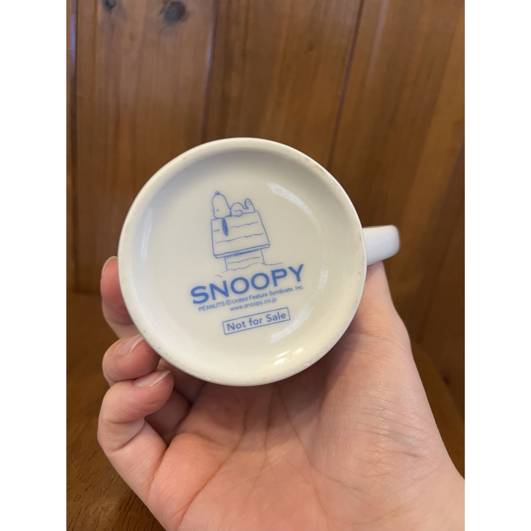 SNOOPY(スヌーピー)のマグカップ 陶器 スヌーピー コップ ノベルティ インテリア/住まい/日用品のキッチン/食器(グラス/カップ)の商品写真