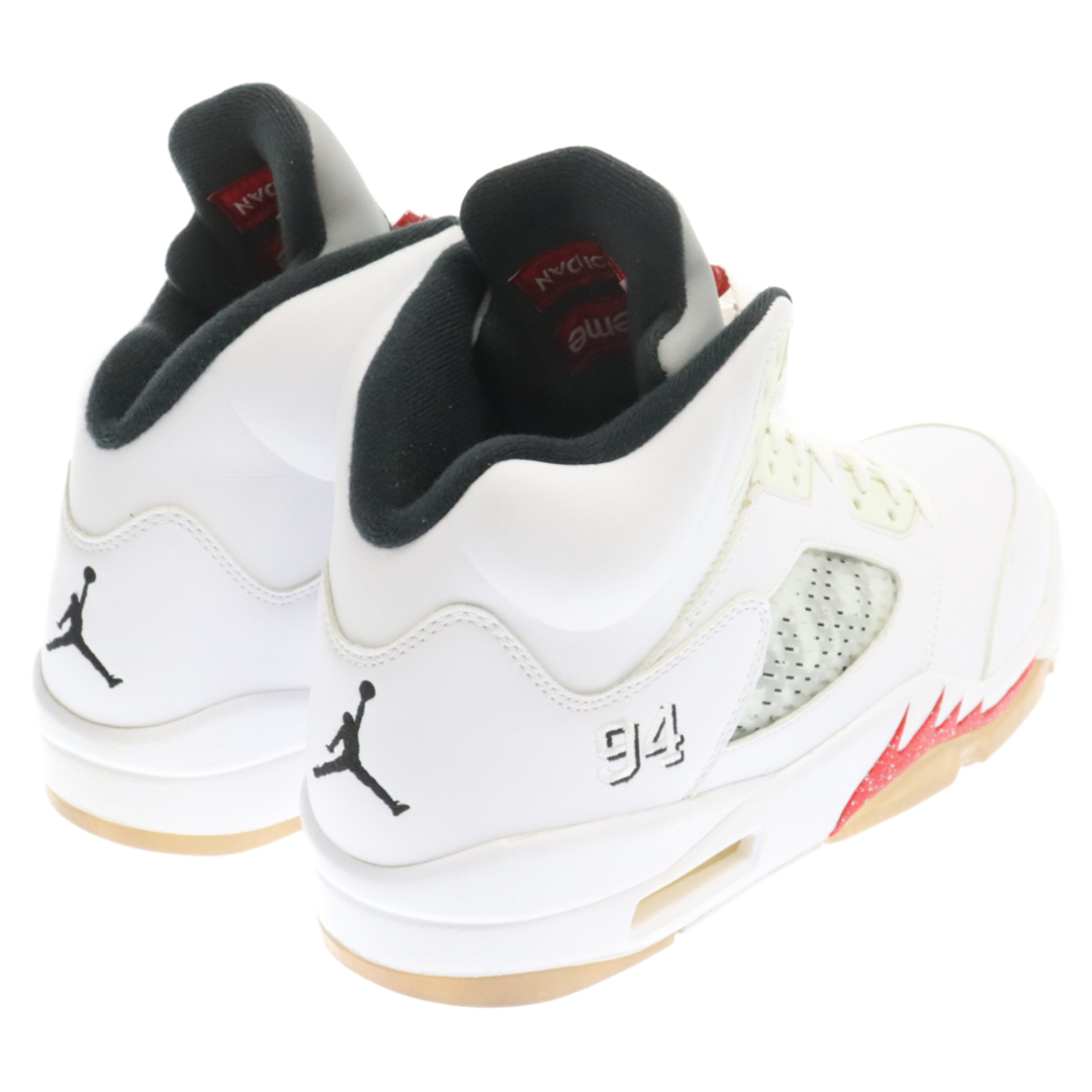 Supreme(シュプリーム)のSUPREME シュプリーム 15AW×NIKE AIR JORDAN5 RETRO ナイキ エアジョーダン5 レトロ ハイカットスニーカー ホワイト US9/27cm 824371-101 メンズの靴/シューズ(スニーカー)の商品写真