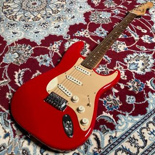 スクワイア(SQUIER)の【レア】squier designed in the usa ストラト　レッド(エレキギター)