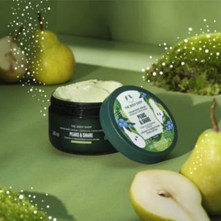 ザボディショップ(THE BODY SHOP)の【新品未使用】THEBODYSHOP ペア ボディスクラブ　洋梨(ボディスクラブ)