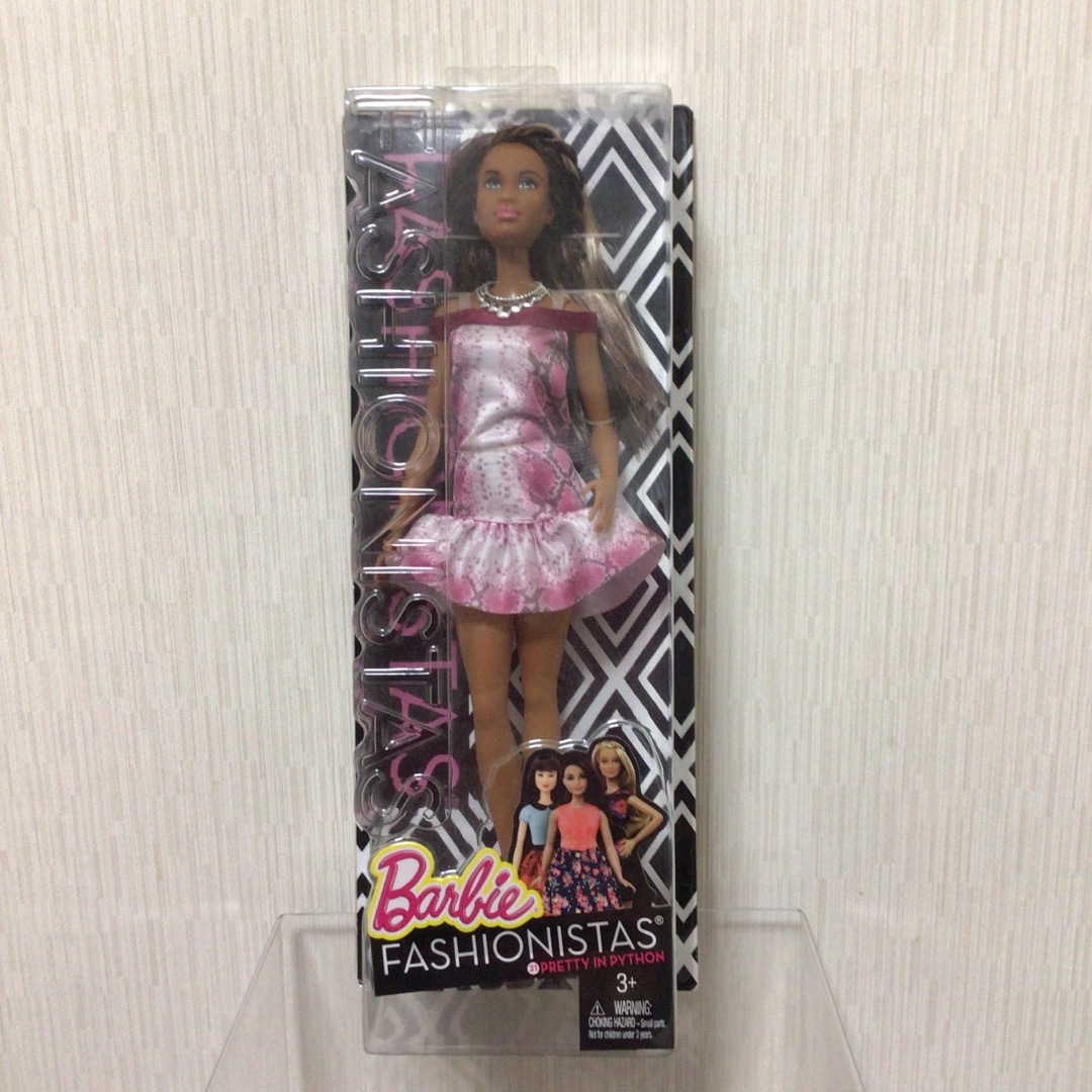 Barbie(バービー)のBarbie バービー人形FASHIONISTAS PRETTY PYTHON キッズ/ベビー/マタニティのおもちゃ(ぬいぐるみ/人形)の商品写真