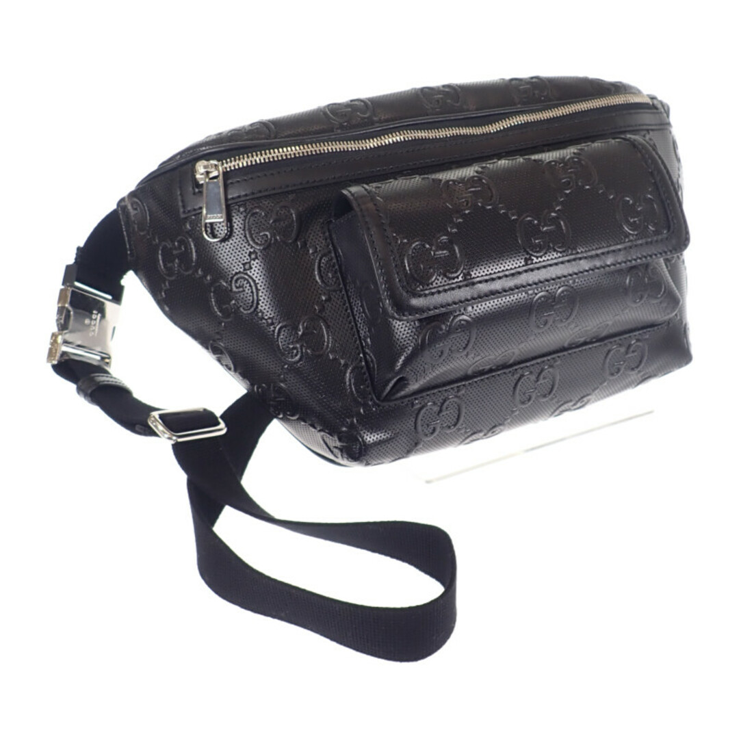 【中古】【Aランク】GUCCI グッチ GGエンボス ベルトバッグ ボディバッグ 645093 1W3CN 1000 レザー ブラック シルバー金具 メンズ【ISEYA】 メンズのバッグ(ウエストポーチ)の商品写真