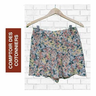 コントワーデコトニエ(Comptoir des cotonniers)の【美品】COMPTOIR DES COTONNIERS　花柄　短パン ✓54(ショートパンツ)