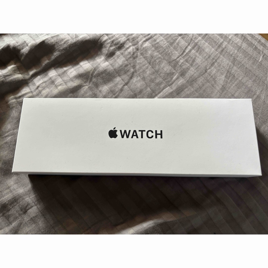 Apple Watch(アップルウォッチ)のApple Watch SE 第2世代40mm MR9W3J/A 新品未使用 スマホ/家電/カメラのスマートフォン/携帯電話(その他)の商品写真