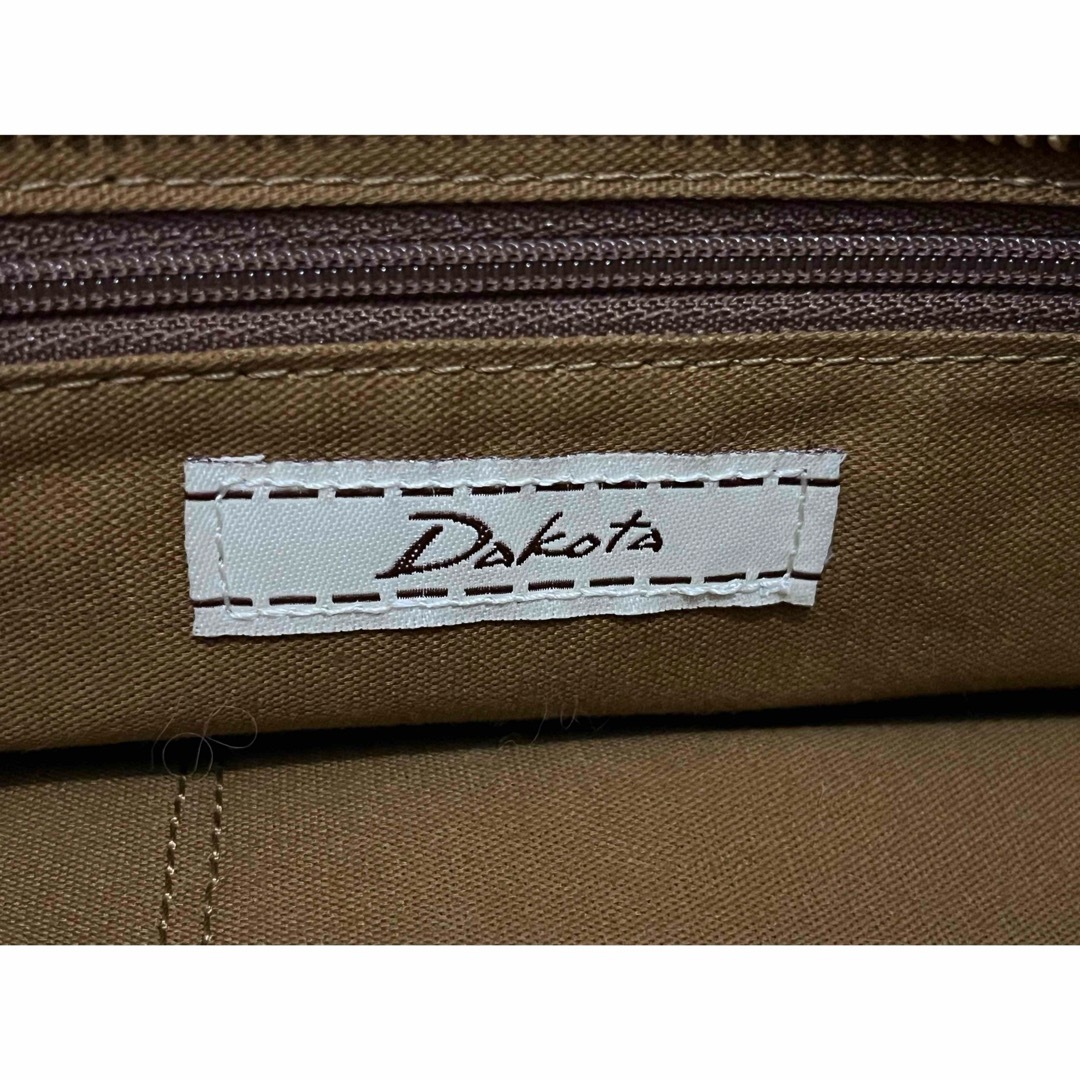 Dakota(ダコタ)の★期間限定値下げ★Dakota ダコタ キューブ 2WAY トートバッグ レディースのバッグ(ハンドバッグ)の商品写真