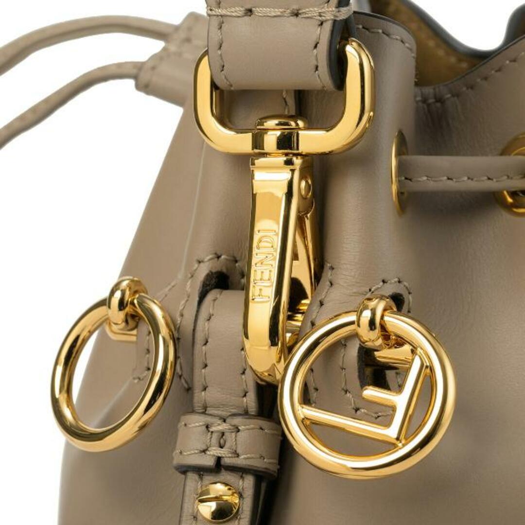 FENDI - 新品 フェンディ FENDI ショルダーバッグ モン FENDI - 新品 フェンディ FENDI ショルダーバッグ モン