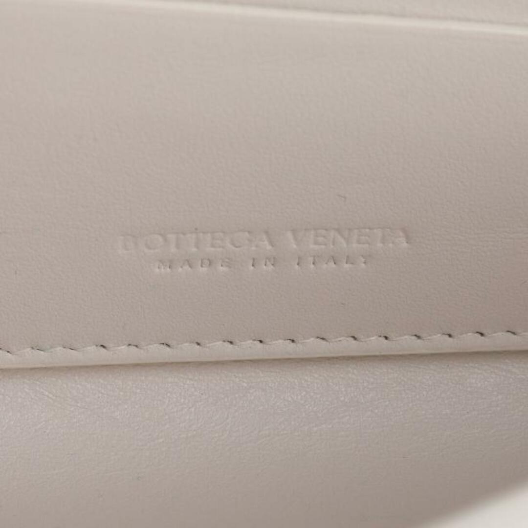 Bottega Veneta(ボッテガヴェネタ)の新品 ボッテガヴェネタ BOTTEGA VENETA クラッチバッグ SMALL CLUTCH BAG ホワイト レディースのバッグ(クラッチバッグ)の商品写真