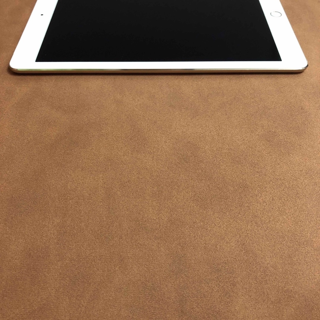 iPad(アイパッド)の6451 iPad Air2 第2世代 32GB au スマホ/家電/カメラのPC/タブレット(タブレット)の商品写真