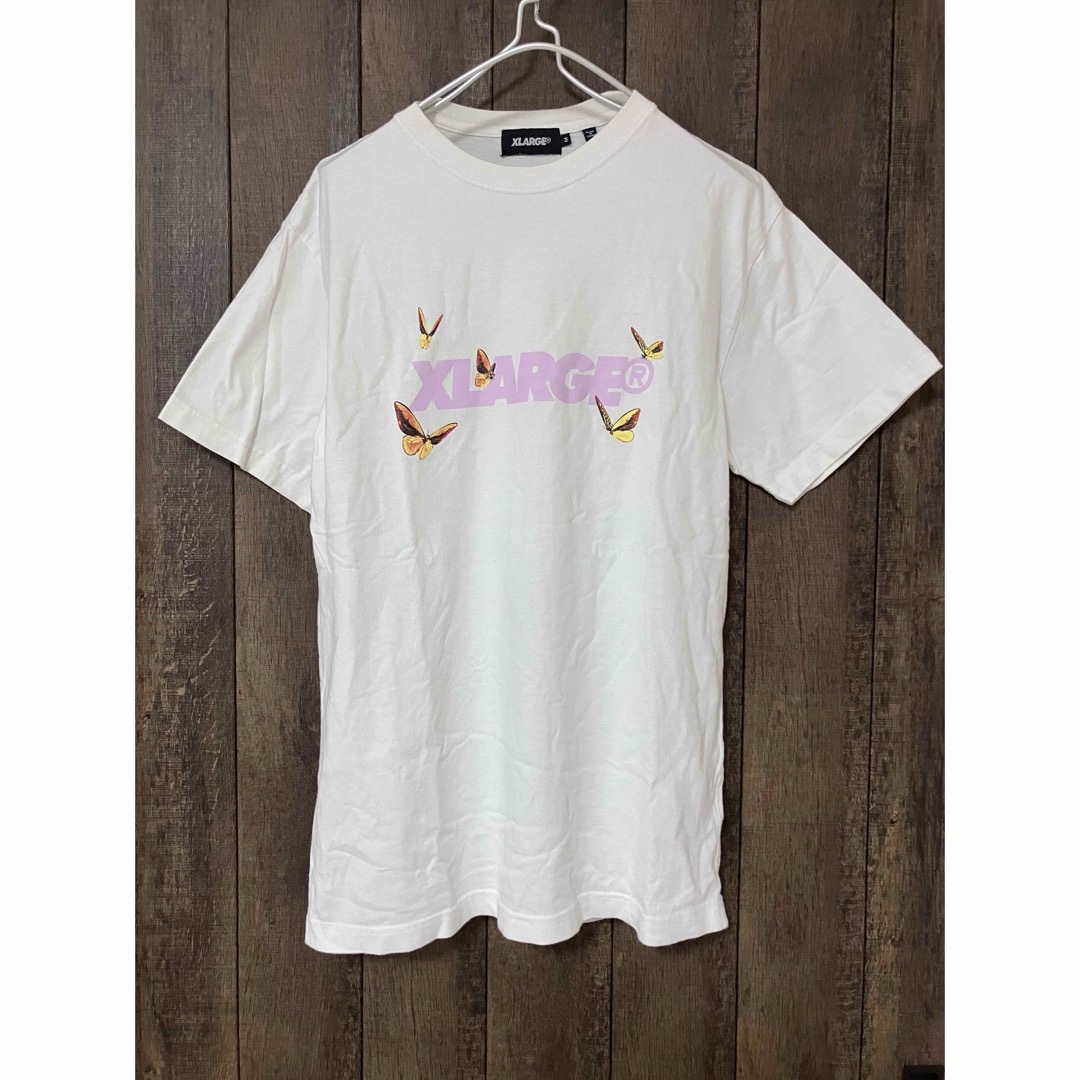XLARGE(エクストララージ)のXLARGE/エクストララージ　Tシャツ　半袖　バタフライ　蝶々 メンズのトップス(Tシャツ/カットソー(半袖/袖なし))の商品写真