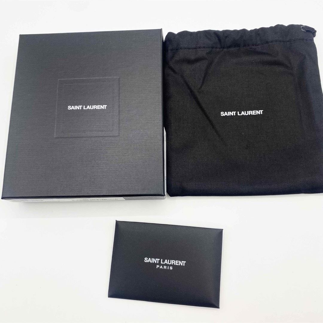 Saint Laurent(サンローラン)の新品未使用！送料込み★Saint Laurent★モノグラム 2つ折り財布 メンズのファッション小物(折り財布)の商品写真