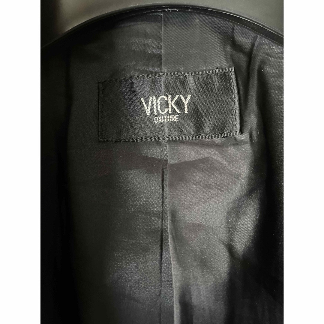 VICKY(ビッキー)のVICKY ビッキー 黒 ジャケット レディースのジャケット/アウター(テーラードジャケット)の商品写真