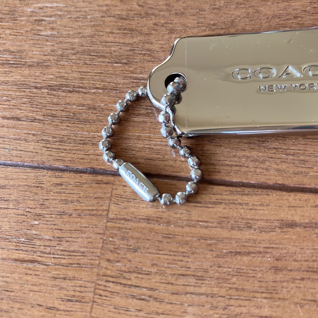 COACH(コーチ)の新品未使用　コーチ　タグ メンズのファッション小物(キーホルダー)の商品写真