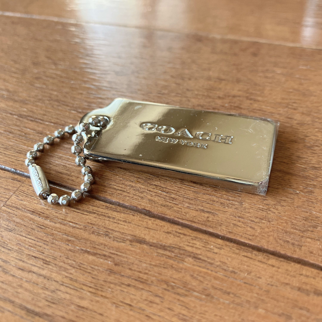 COACH(コーチ)の新品未使用　コーチ　タグ メンズのファッション小物(キーホルダー)の商品写真