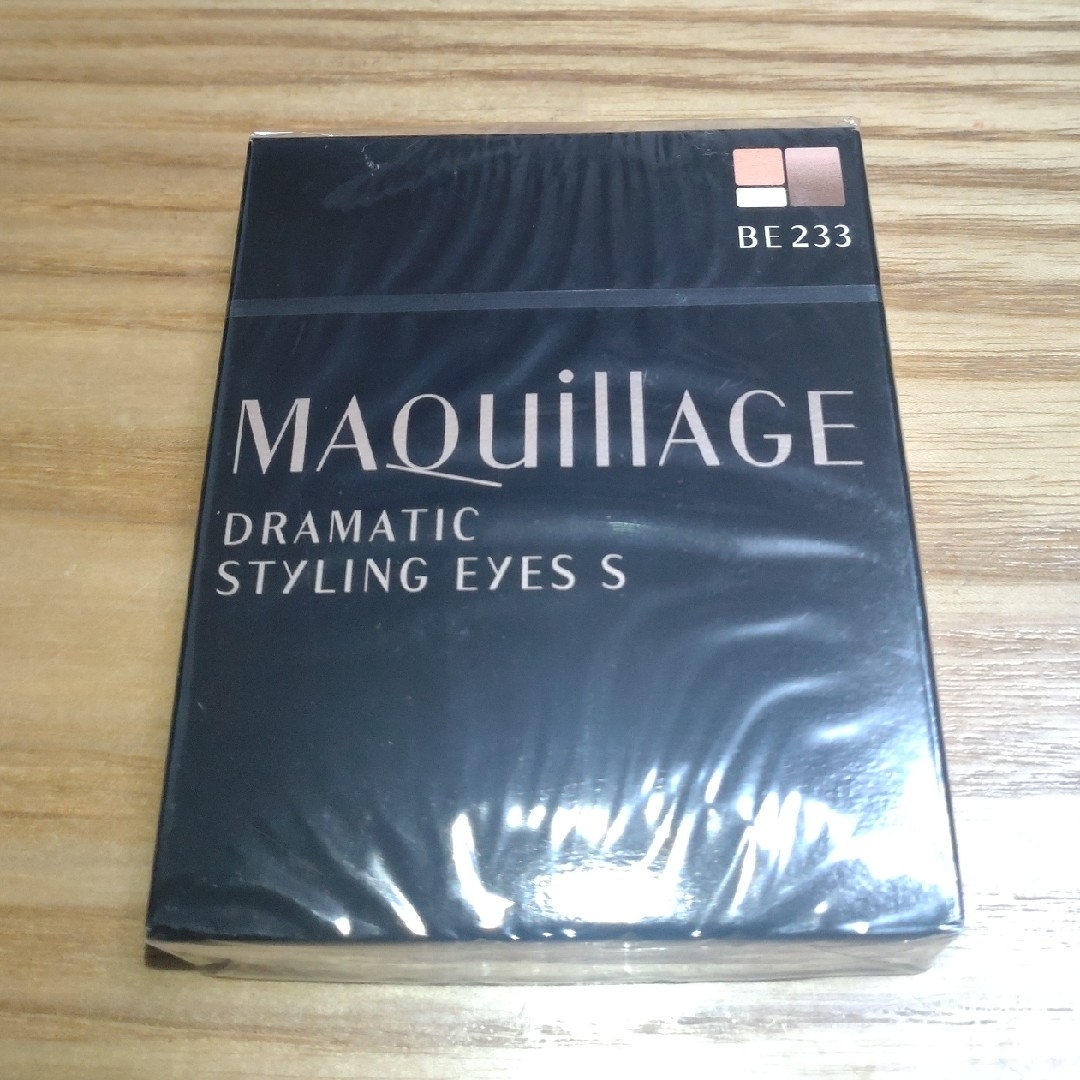 MAQuillAGE(マキアージュ)の❤新品❤マキアージュ　ドラマティックスタイリングアイズS BE233 コスメ/美容のベースメイク/化粧品(アイシャドウ)の商品写真