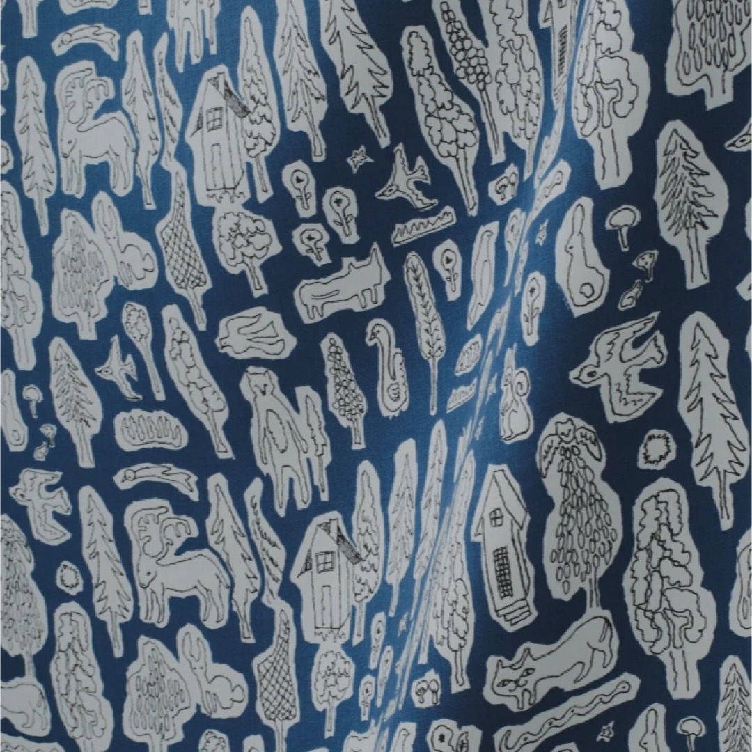 mina perhonen(ミナペルホネン)のミナペルホネン　forest life  ブルー　はぎれ　生地 ハンドメイドの素材/材料(生地/糸)の商品写真