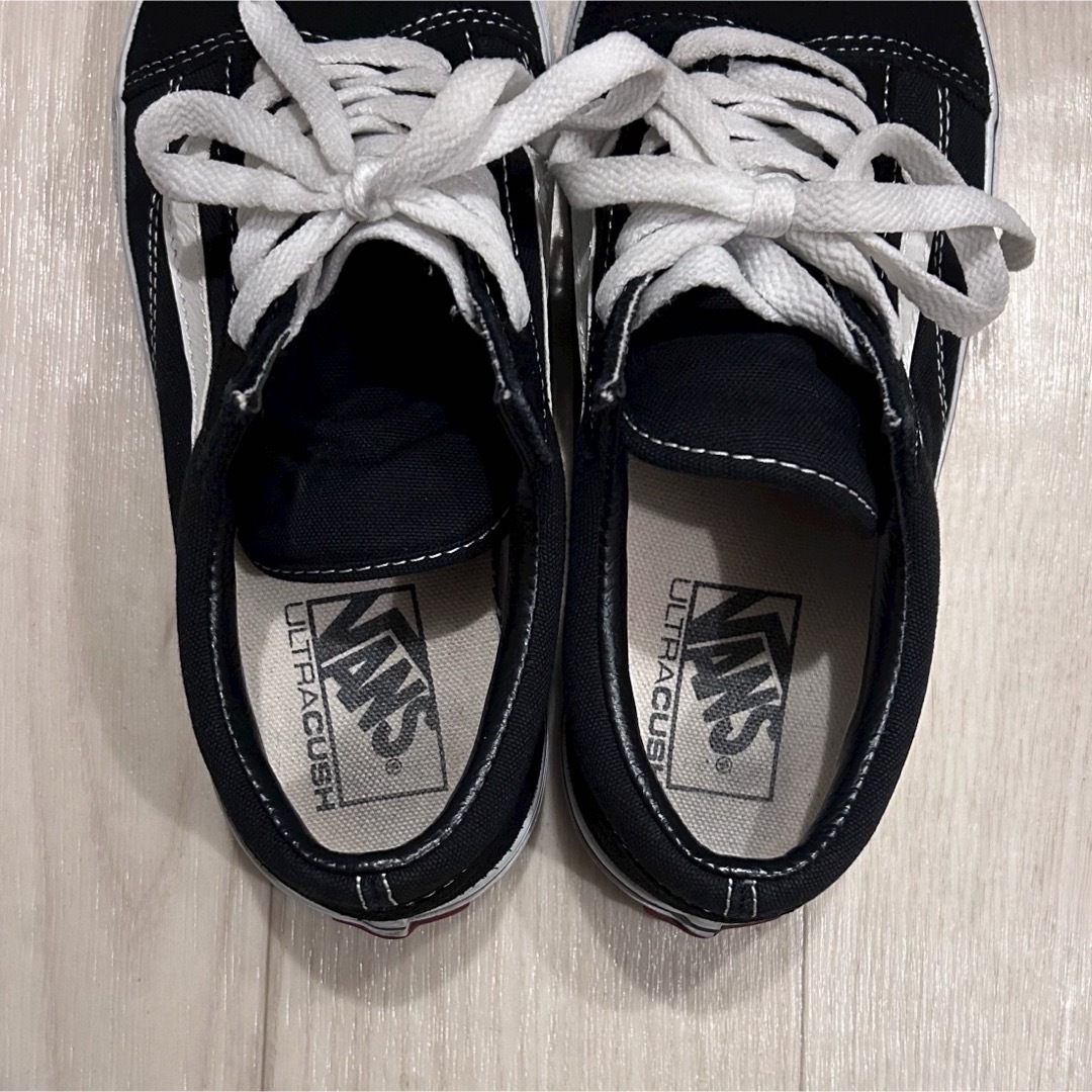 OLD SKOOL（VANS）(オールドスクール)のVANS OLD SKOOL バンズ オールドスクール 22.5cm レディースの靴/シューズ(スニーカー)の商品写真