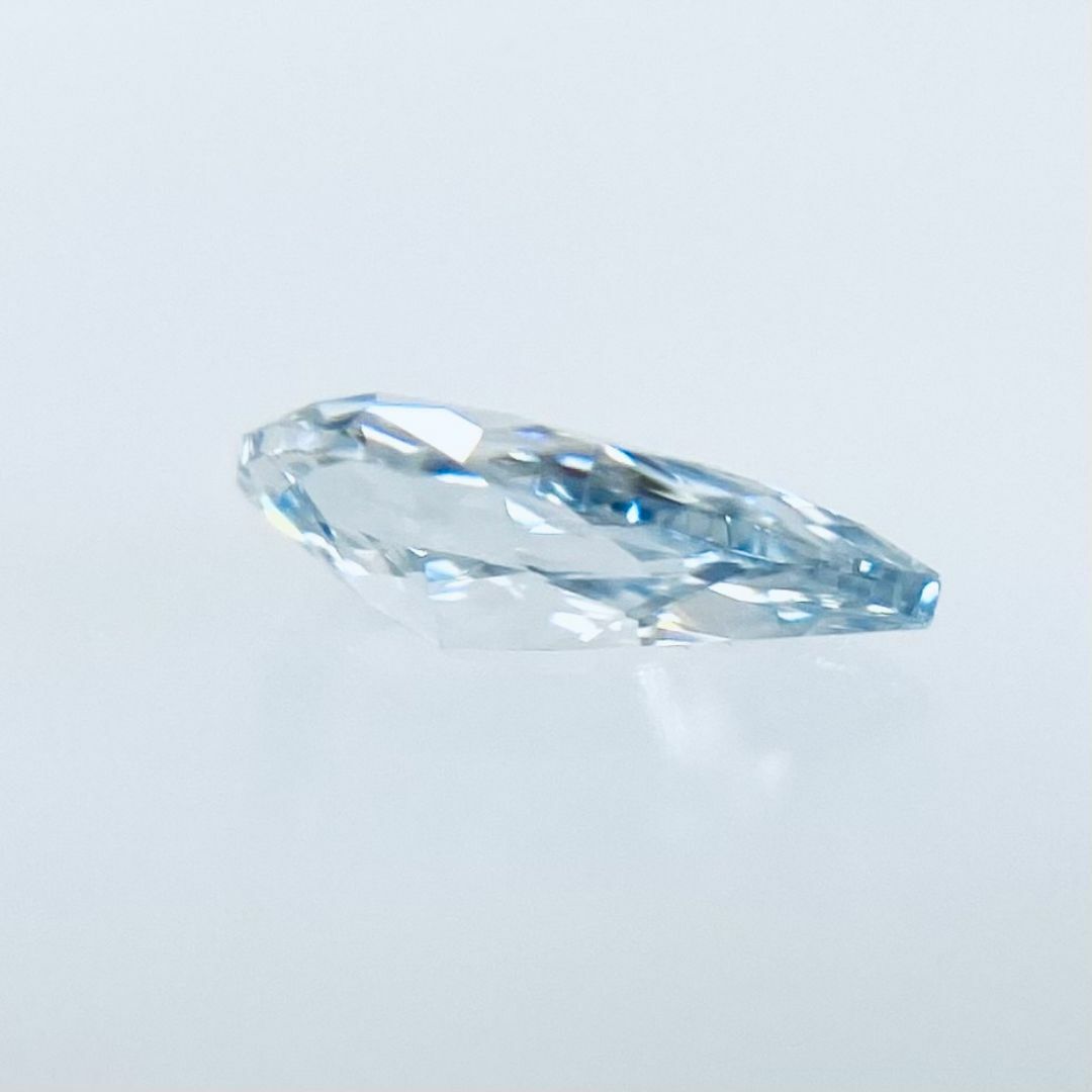 FANCY LIGHT BLUE 0.079ct PS/RT2670/CGL レディースのアクセサリー(その他)の商品写真