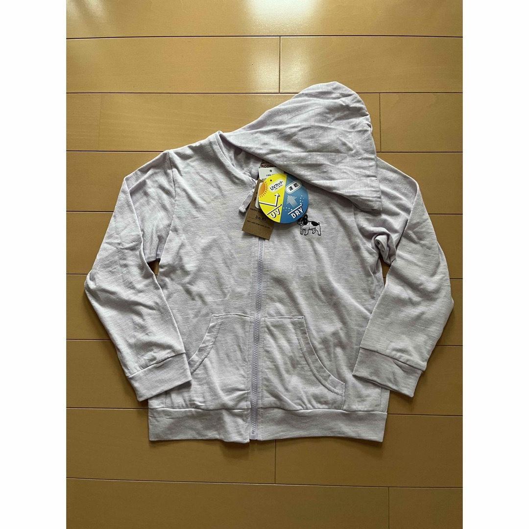 新品未使用　パーカーパープル　120 UVカット ジップパーカー 長袖　タグ付き キッズ/ベビー/マタニティのキッズ服男の子用(90cm~)(ジャケット/上着)の商品写真