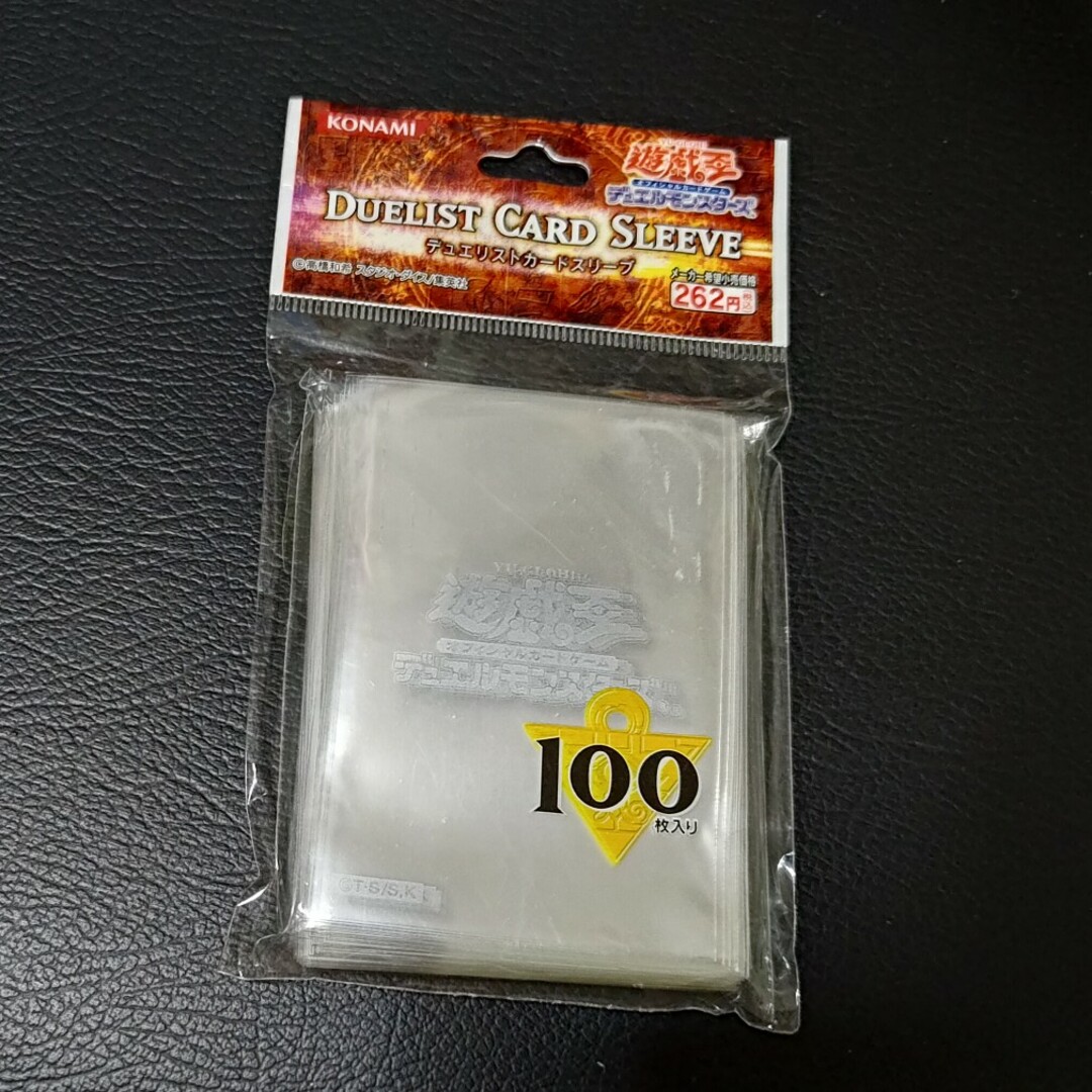 遊戯王 - 遊戯王 初期 公式 ロゴ スリーブ 新品未開封 透明 100枚入り 遊戯王 - 遊戯王 初期 公式 ロゴ スリーブ 新品未開封 透明 100枚入り