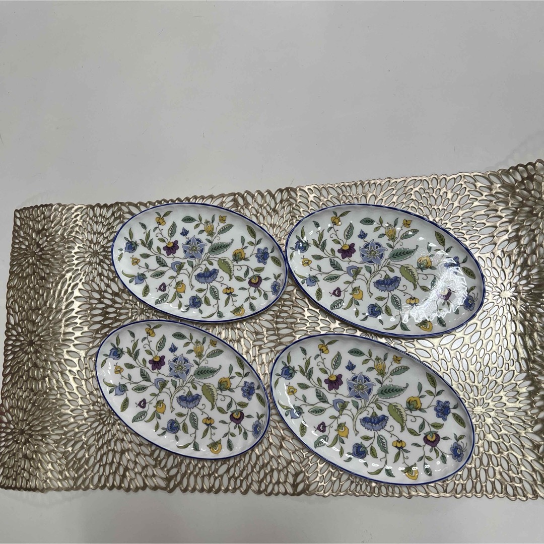 ミハエルネグリンのノベルティ お花付きリングトレー ミハエルネグリンのノベルティ お花付きリングトレー