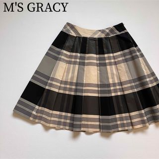 エムズグレイシー(M'S GRACY)の美品　M'S GRACY エムズグレイシー　フレアスカート　プリーツ　チェック(ひざ丈スカート)