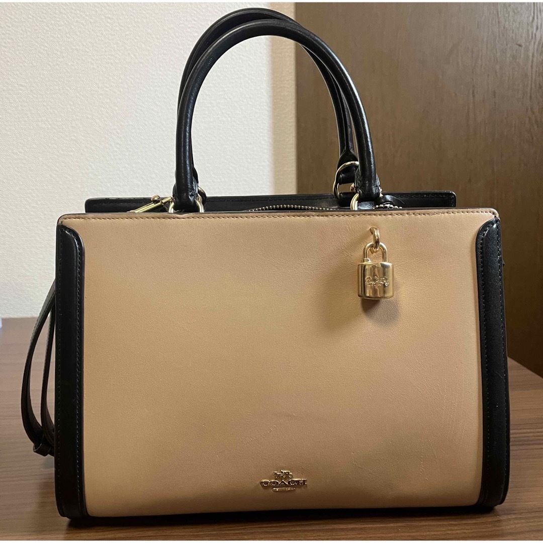 COACH(コーチ)のcoach ハンドバッグ レディースのバッグ(ハンドバッグ)の商品写真