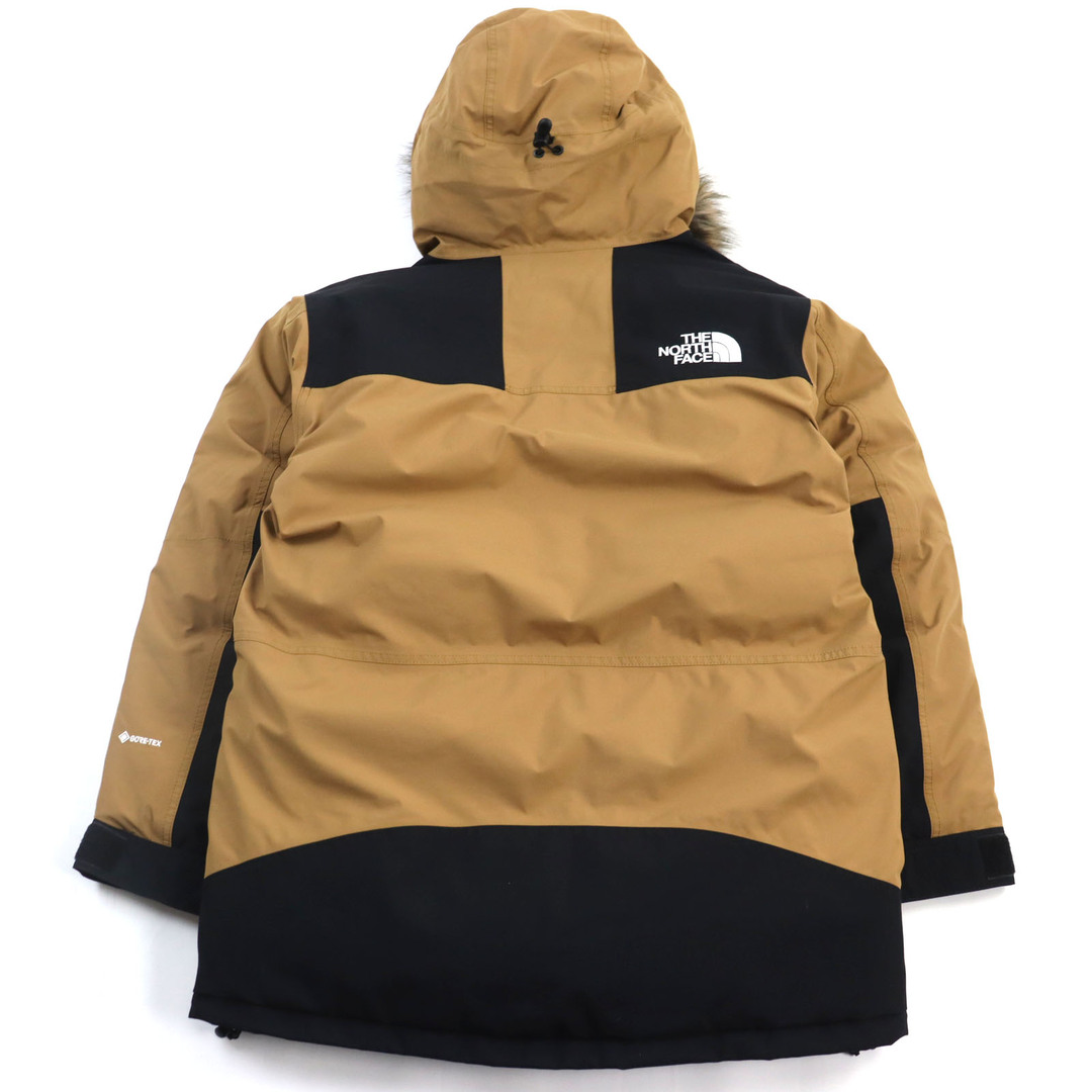 THE NORTH FACE(ザノースフェイス)の極美品○THE NORTH FACE ザ・ノースフェイス ND91935 Mountain Down Coat マウンテンダウンコート ロゴ刺繍 GORE-TEX/ゴアテックス フラップ付きポケット ダブルジップ フーデッド ダウンコート ブラウン L 正規品 メンズ メンズのジャケット/アウター(ダウンジャケット)の商品写真