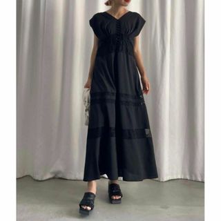 アメリヴィンテージ(Ameri VINTAGE)の美品　AMERI   アメリヴィンテージ　LACE UP DRESS(ロングワンピース/マキシワンピース)