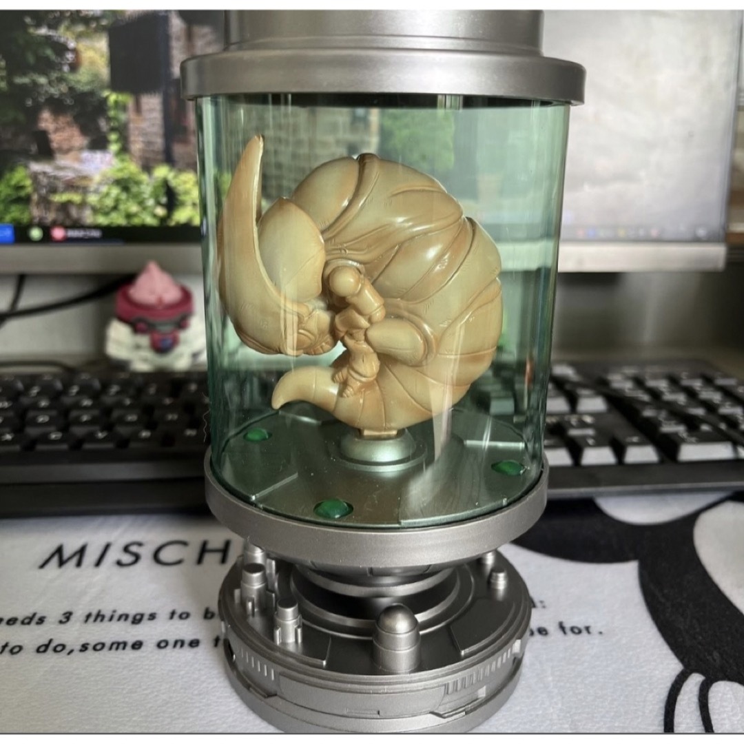 セル幼虫 ドラゴンボール フィギュア PVC製品 ガレージキットの セル幼虫 ドラゴンボール フィギュア PVC製品 ガレージキットの