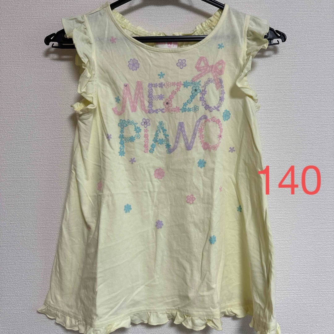 mezzo piano(メゾピアノ)の【中古】メゾピアノ　AラインロゴTシャツ　140 キッズ/ベビー/マタニティのキッズ服女の子用(90cm~)(Tシャツ/カットソー)の商品写真