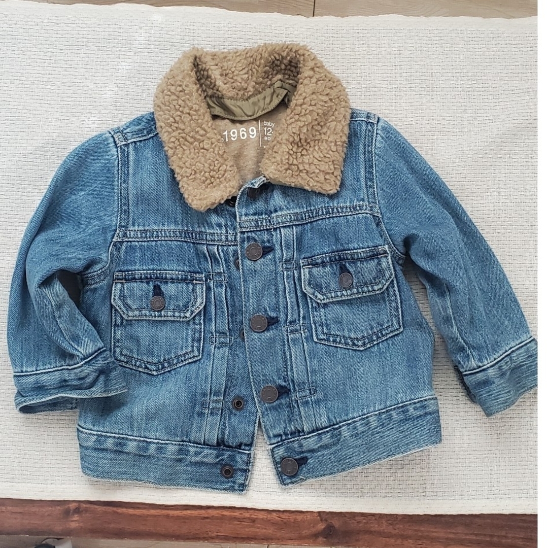 babyGAP(ベビーギャップ)のbabyGap Gジャン　12～18カ月 キッズ/ベビー/マタニティのベビー服(~85cm)(ジャケット/コート)の商品写真