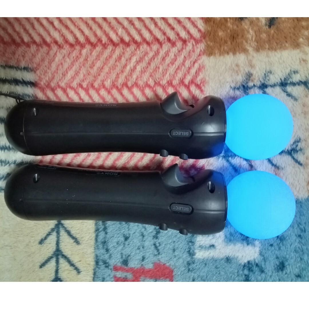 PlayStation VR(プレイステーションヴィーアール)のplaystation move モーションコントローラー エンタメ/ホビーのゲームソフト/ゲーム機本体(その他)の商品写真