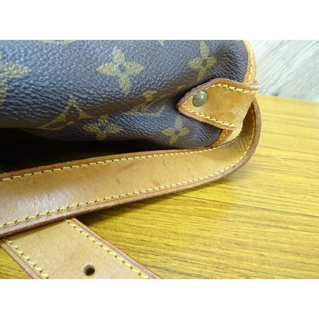 LOUIS VUITTON(ルイヴィトン)のＫ渋137/ ヴィトン モノグラム ソミュール 35 ショルダーバッグ レディースのバッグ(ショルダーバッグ)の商品写真