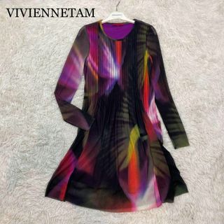 ヴィヴィアンタム(VIVIENNE TAM)のVIVIENNETAM マルチカラー プリーツ長袖ワンピース 長袖 S 上品一品(ひざ丈ワンピース)