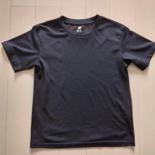 ユニクロ(UNIQLO)の男の子　ユニクロ　メッシュTシャツ　130 ブラック(Tシャツ/カットソー)