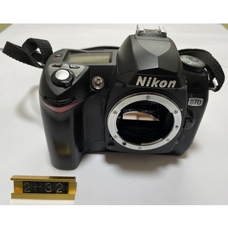 ランク【A】NIKON/ニコンデジタルカメラ D70 ボディ/BODY【2ｰ32】(レンズ(ズーム))