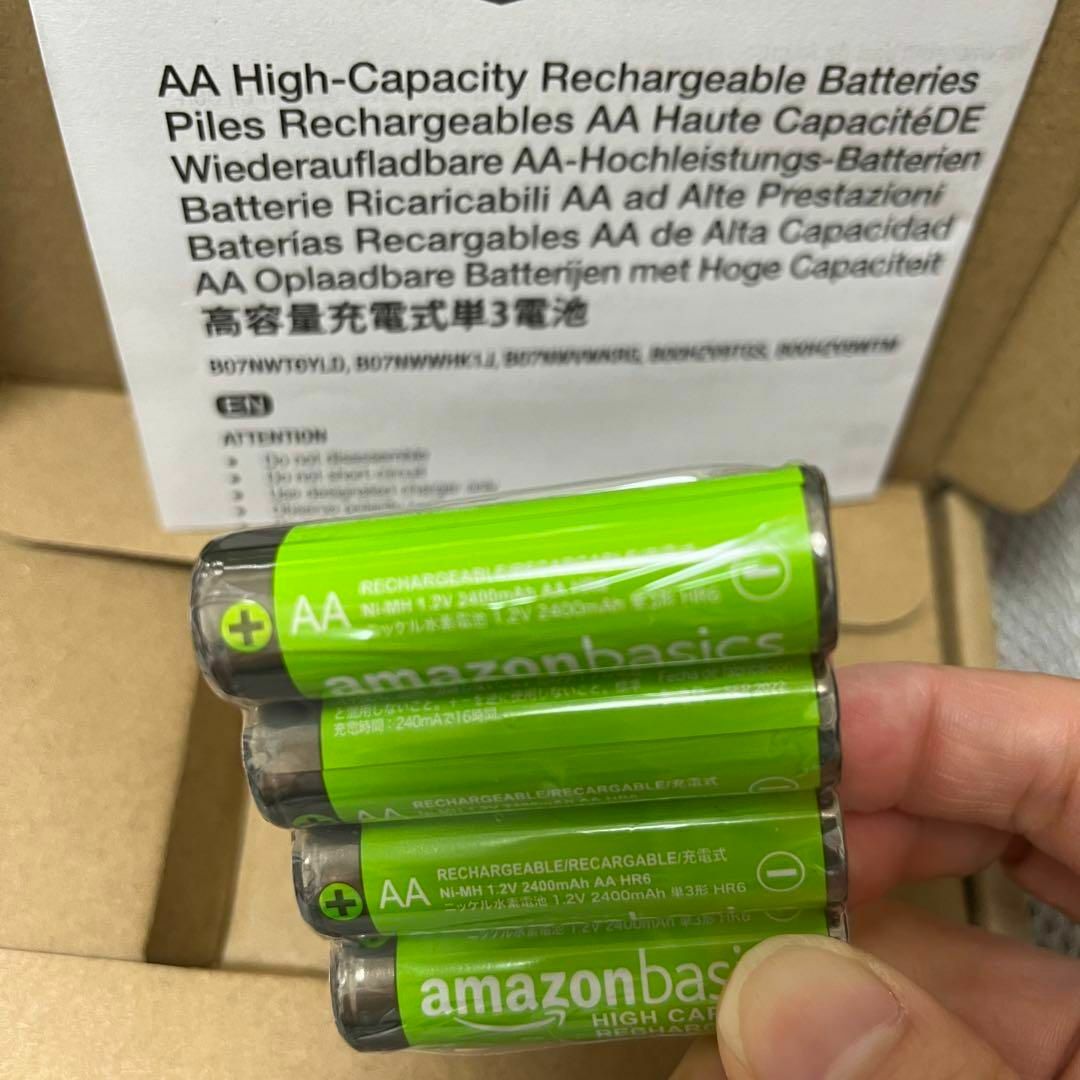 【新品】Amazonベーシック 充電池 充電式ニッケル水素電池 単3形4個セット スマホ/家電/カメラのスマホ/家電/カメラ その他(その他)の商品写真