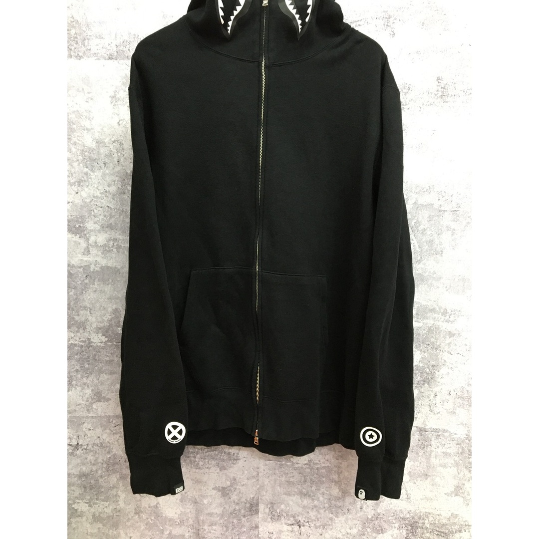 A BATHING APE(アベイシングエイプ)のA BATHING APE × BOUNTY HUNTER SHARK FULL-ZIP PARKA アベイシングエイプ バウンティーハンター シャーク ジップパーカー【3713-004】 メンズのトップス(パーカー)の商品写真