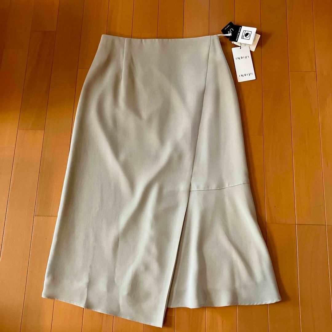 INDIVI(インディヴィ)の☆あし7364様専用☆インディヴィ　マーメイドスカート新品 レディースのスカート(ロングスカート)の商品写真