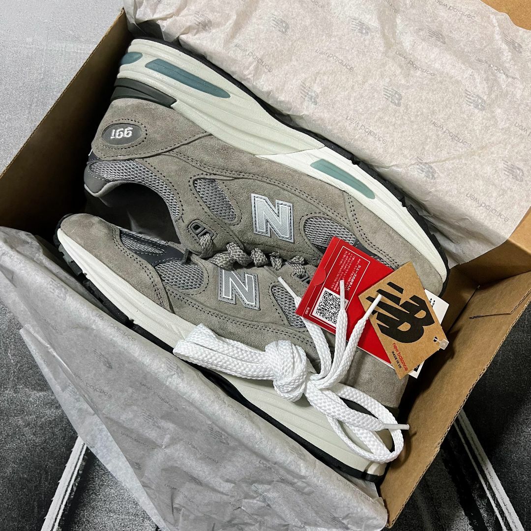 New Balance(ニューバランス)の25.5cm U991GL2 ニューバランス 限定 グレー Made in UK メンズの靴/シューズ(スニーカー)の商品写真