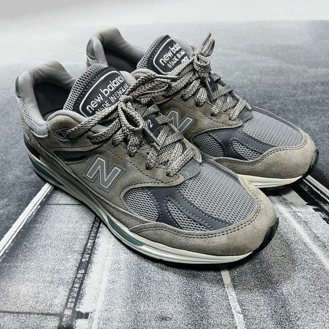 New Balance(ニューバランス)の25.5cm U991GL2 ニューバランス 限定 グレー Made in UK メンズの靴/シューズ(スニーカー)の商品写真