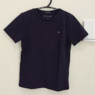 トミーヒルフィガー(TOMMY HILFIGER)のトミーヒルフィガー　120　紺色　Tシャツ(Tシャツ/カットソー)